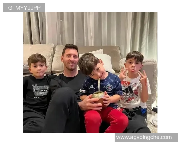 梅西与马塞洛携手共谱传奇故事 揭示他们在足球史上的不朽足迹 梅西与马塞洛携手共谱传奇故事 揭示他们在足球史上的不朽足迹