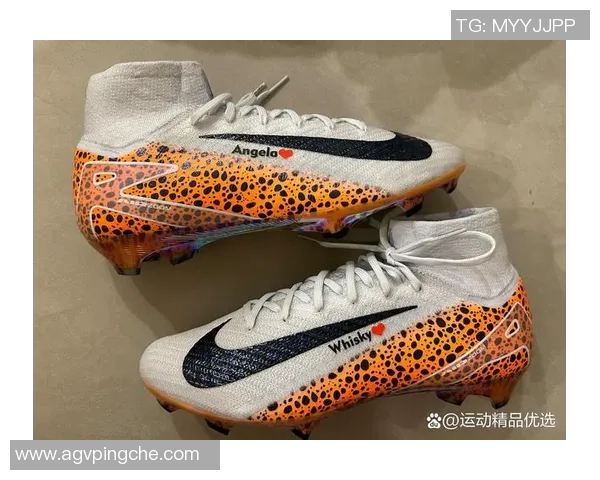 球星近期穿着的顶级足球鞋推荐与分析 球星近期穿着的顶级足球鞋推荐与分析