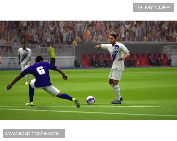 足球球星四件套解析：装备、技巧、训练与精神，全面提升竞技水平